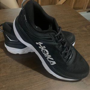 Hoka One One Mens Bondi 7 Black Running Shoes Size 10 (1110518 BWHT)